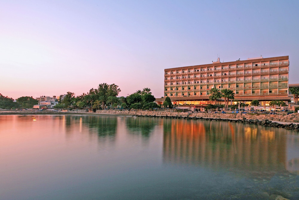Crowne Plaza Limassol by IHG — Hotel building in Limassol, Limassol Region