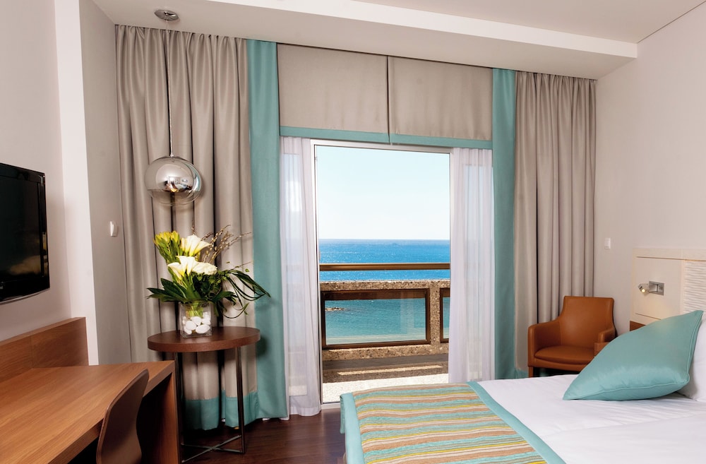 Crowne Plaza Limassol by IHG — Hotel rooms in Limassol, Limassol Region