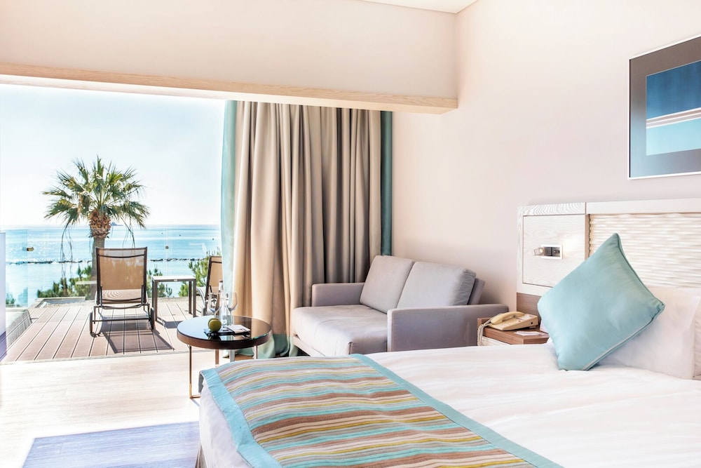 Crowne Plaza Limassol by IHG — Hotel rooms in Limassol, Limassol Region