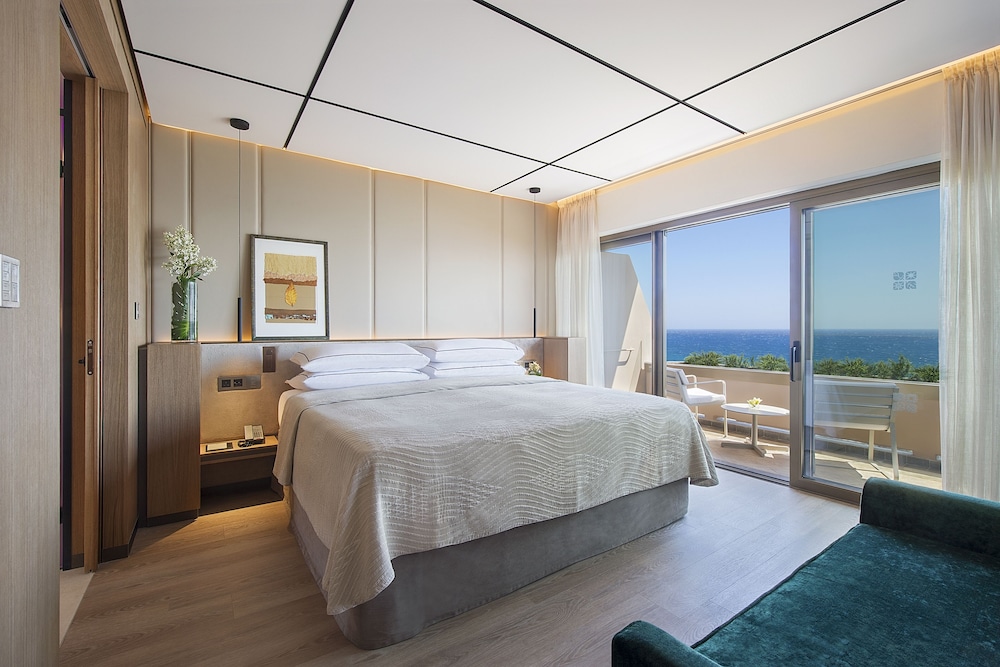 Four Seasons Hotel — Hotel rooms in Limassol, Limassol Region