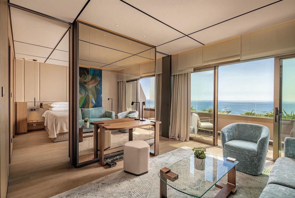 Four Seasons Hotel — Hotel rooms in Limassol, Limassol Region