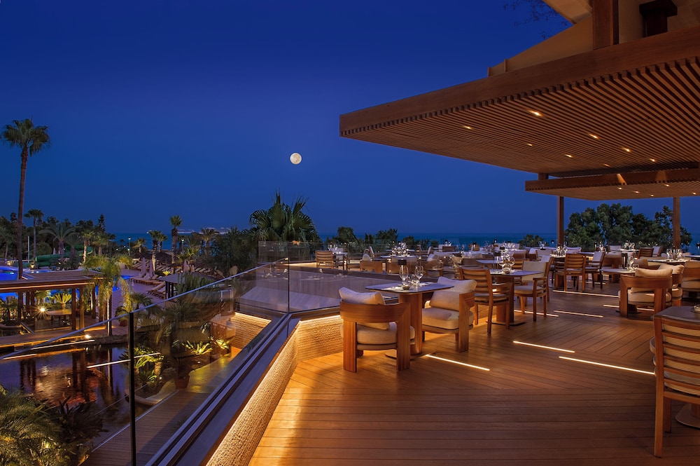 Four Seasons Hotel — Restaurant & bars in Limassol, Limassol Region