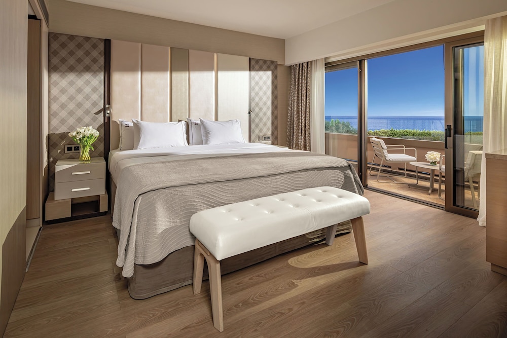 Four Seasons Hotel — Hotel rooms in Limassol, Limassol Region