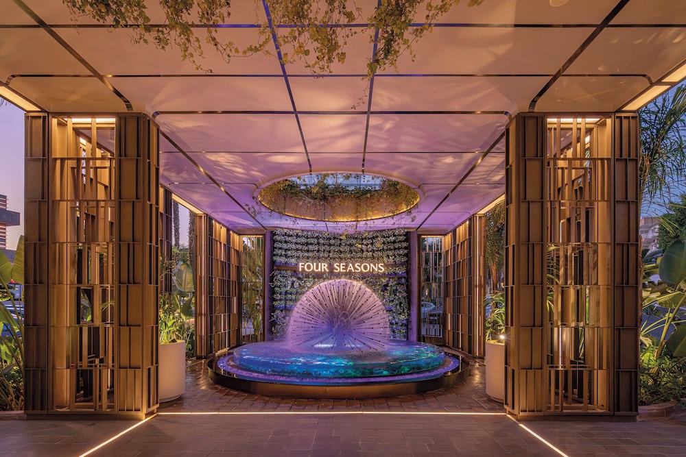 Four Seasons Hotel — Hotel building in Limassol, Limassol Region