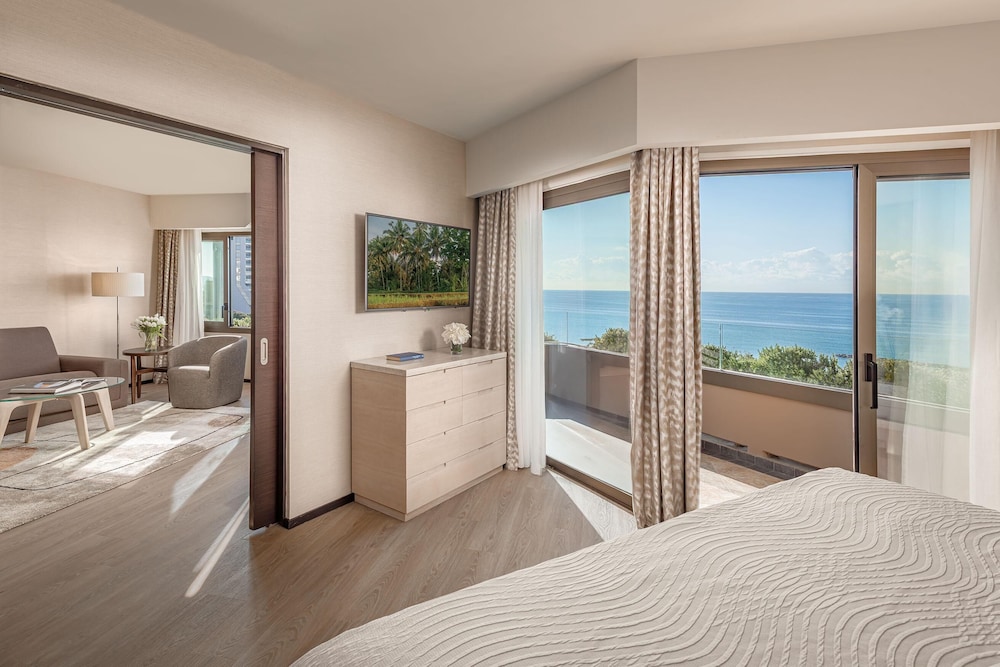 Four Seasons Hotel — Hotel rooms in Limassol, Limassol Region