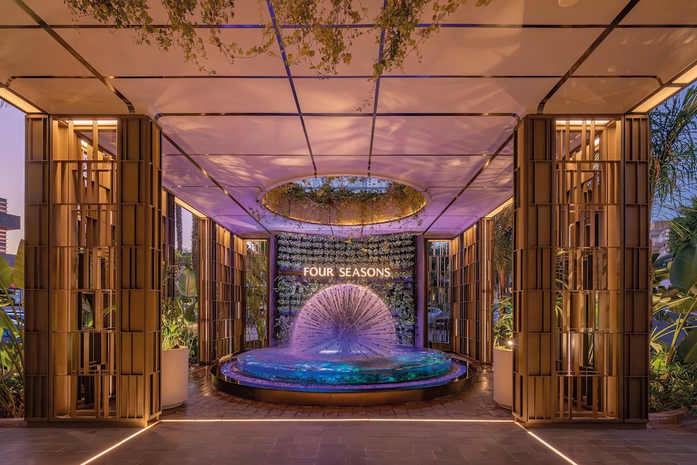 Four Seasons Hotel — Hotel building in Limassol, Limassol Region