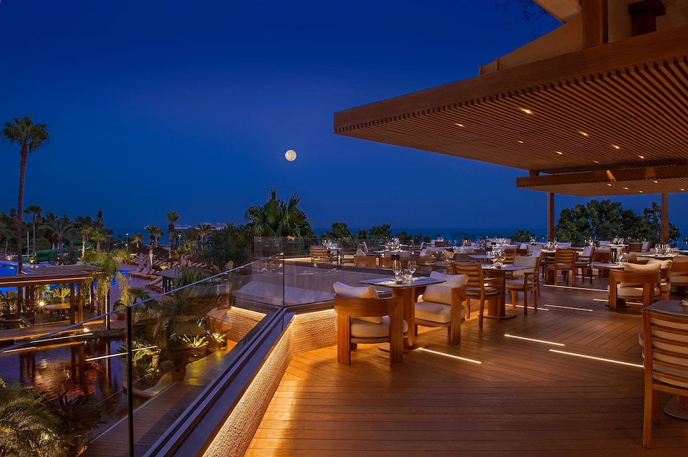 Four Seasons Hotel — Restaurant & bars in Limassol, Limassol Region