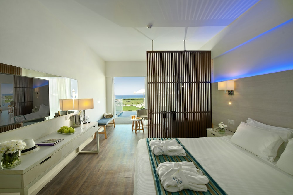 Pernera Beach Hotel — Hotel rooms in Protaras, Famagusta Region