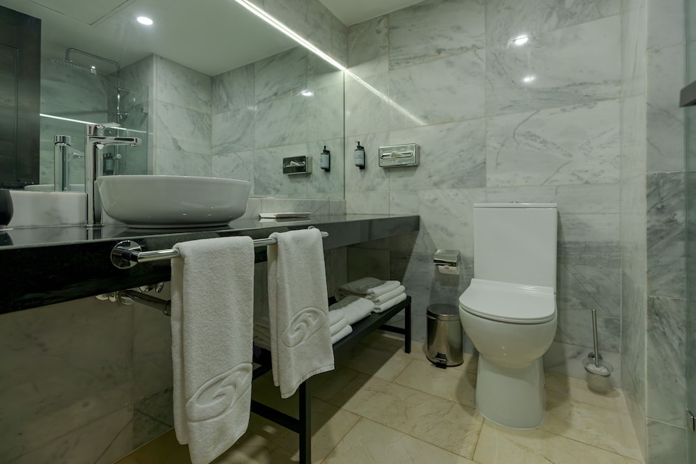 Dominican Fiesta Hotel — Hotel rooms in Santo Domingo, Distrito Nacional