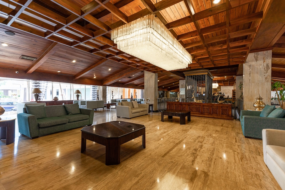 Dominican Fiesta Hotel — Hotel building in Santo Domingo, Distrito Nacional