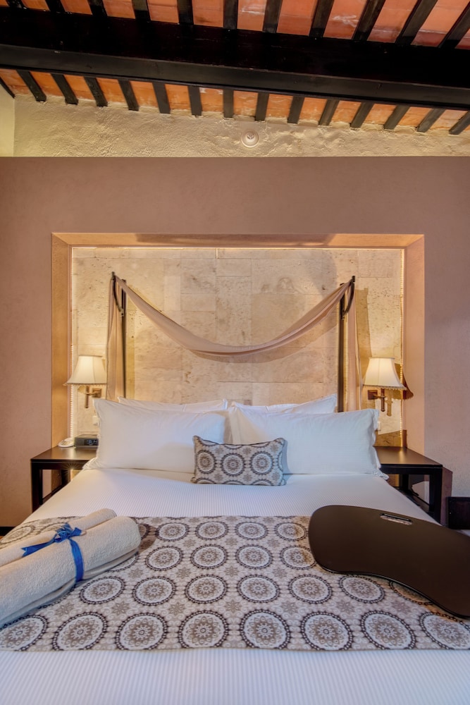 Hodelpa Nicolas de Ovando — Hotel rooms in Santo Domingo, Distrito Nacional