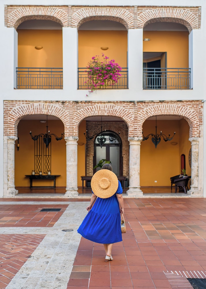 Hodelpa Nicolas de Ovando — Hotel building in Santo Domingo, Distrito Nacional
