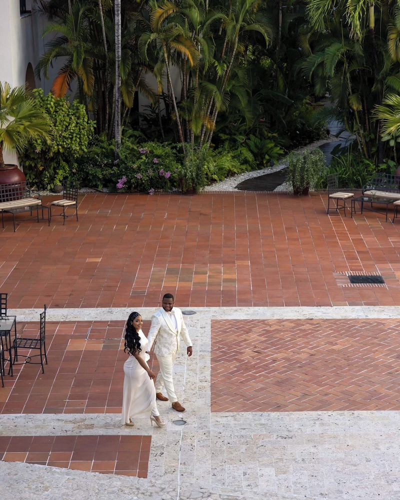 Hodelpa Nicolas de Ovando — Hotel building in Santo Domingo, Distrito Nacional
