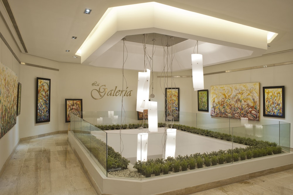 Crowne Plaza Santo Domingo by IHG — Hotel building in Santo Domingo, Distrito Nacional