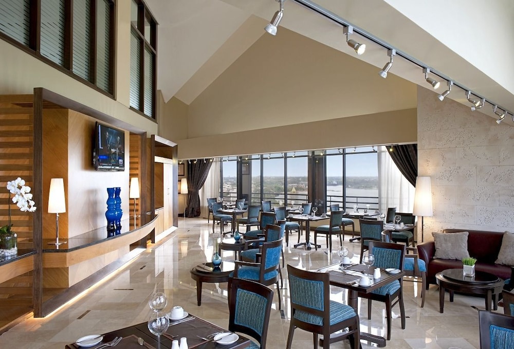 Crowne Plaza Santo Domingo by IHG — Restaurant & bars in Santo Domingo, Distrito Nacional