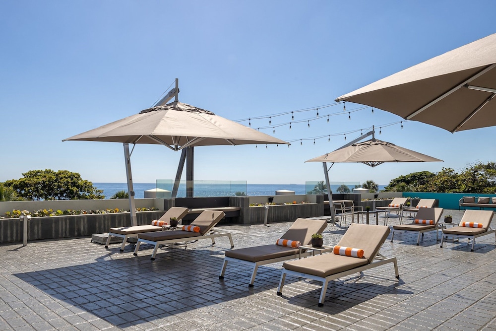 Crowne Plaza Santo Domingo by IHG — Restaurant & bars in Santo Domingo, Distrito Nacional