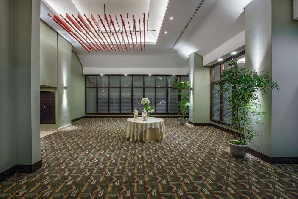 Crowne Plaza Santo Domingo by IHG — Hotel building in Santo Domingo, Distrito Nacional