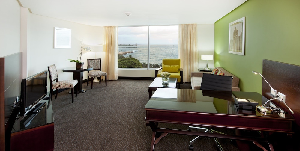 Crowne Plaza Santo Domingo by IHG — Hotel rooms in Santo Domingo, Distrito Nacional