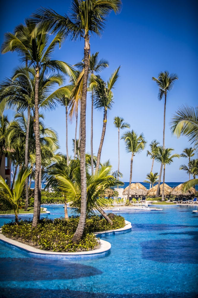 Majestic Colonial Punta Cana - All Inclusive — Swimming pool in Bavaro, La Altagracia
