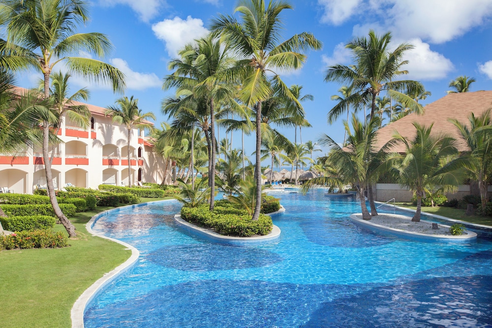 Majestic Colonial Punta Cana - All Inclusive — Swimming pool in Bavaro, La Altagracia