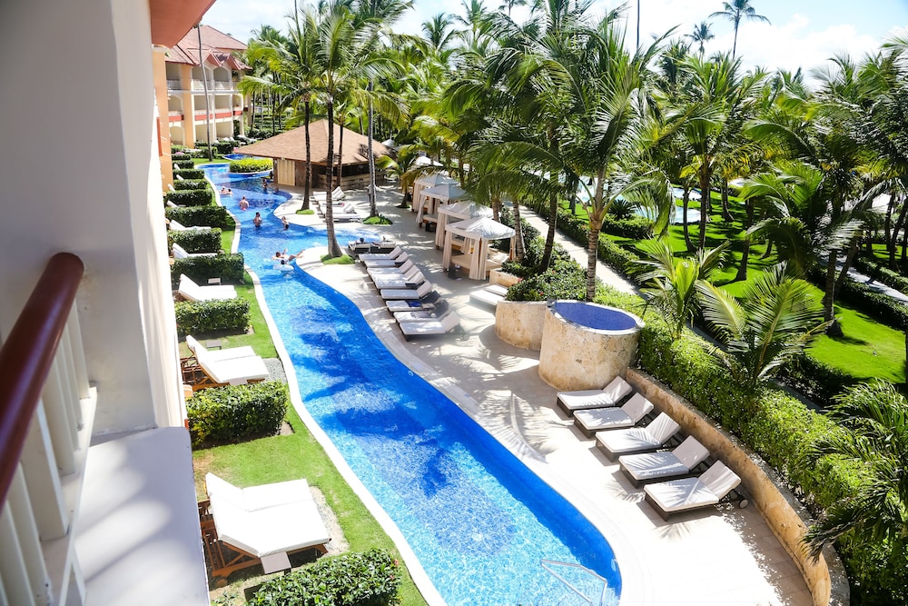 Majestic Colonial Punta Cana - All Inclusive — Swimming pool in Bavaro, La Altagracia