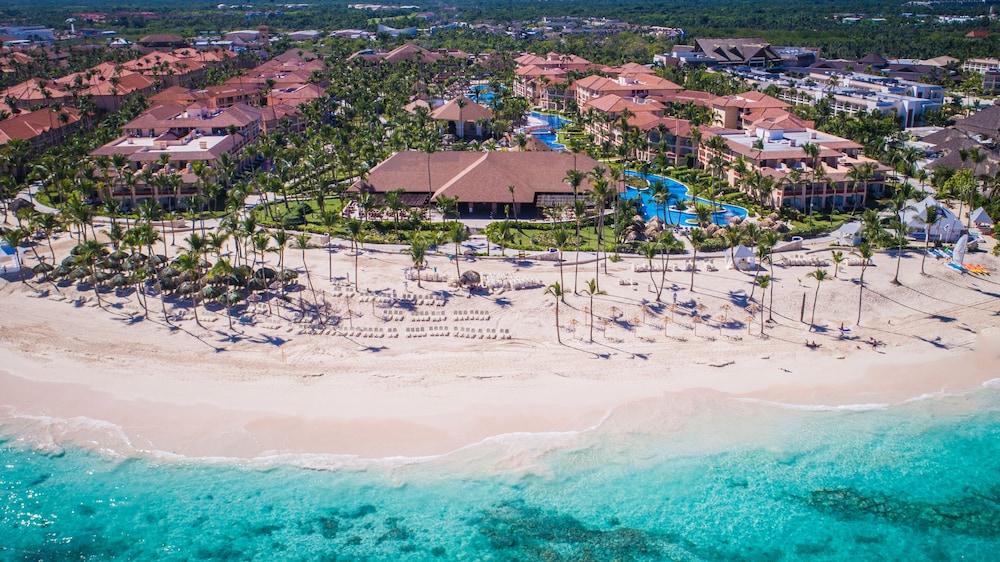 Majestic Colonial Punta Cana - All Inclusive — Beach in Bavaro, La Altagracia