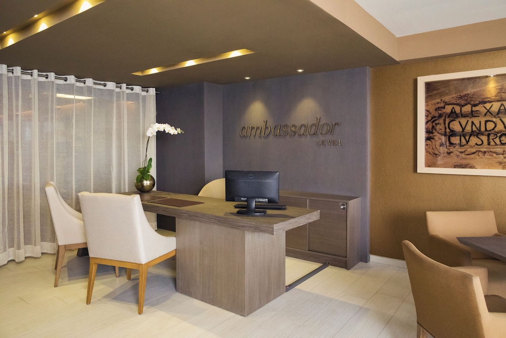 El Embajador, a Royal Hideaway Hotel — Hotel building in Santo Domingo, Distrito Nacional