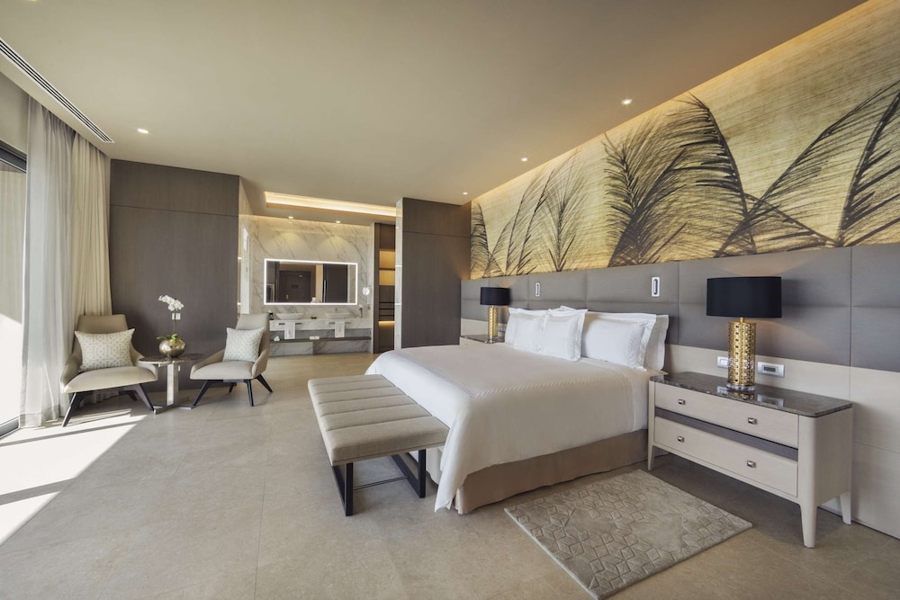 El Embajador, a Royal Hideaway Hotel — Hotel rooms in Santo Domingo, Distrito Nacional