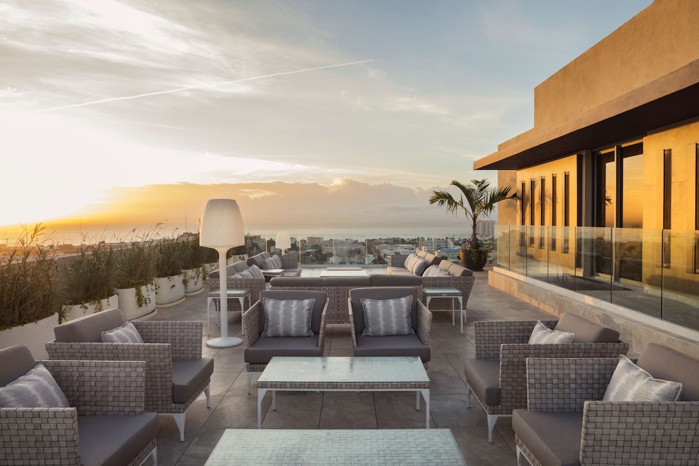 El Embajador, a Royal Hideaway Hotel — Restaurant & bars in Santo Domingo, Distrito Nacional