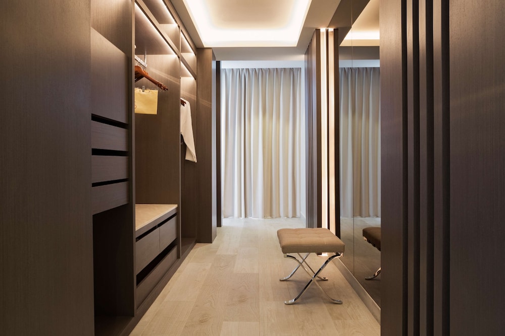El Embajador, a Royal Hideaway Hotel — Hotel rooms in Santo Domingo, Distrito Nacional