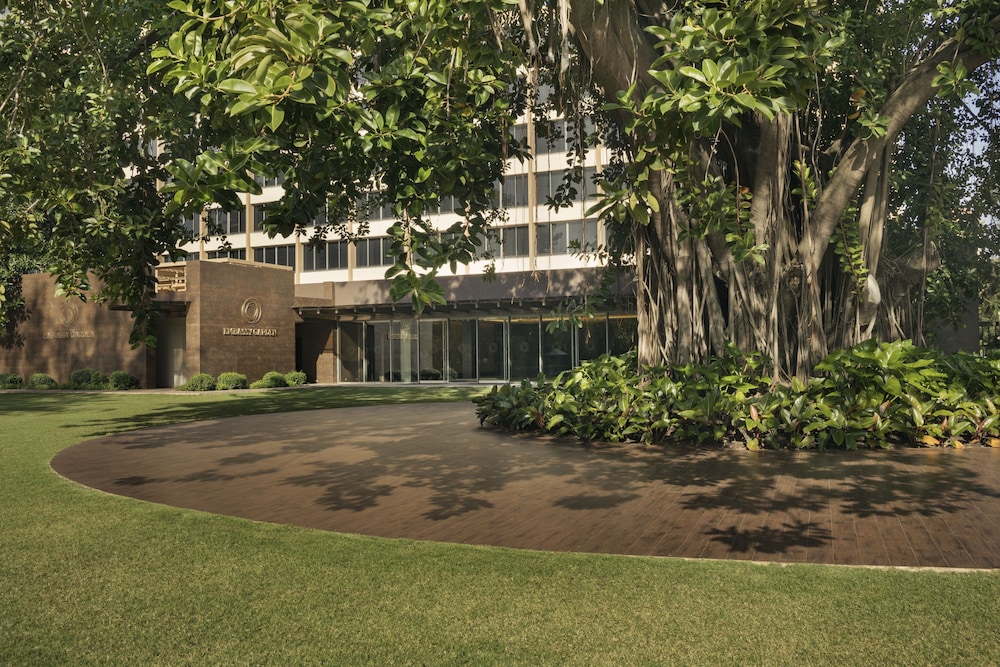 El Embajador, a Royal Hideaway Hotel — Hotel building in Santo Domingo, Distrito Nacional