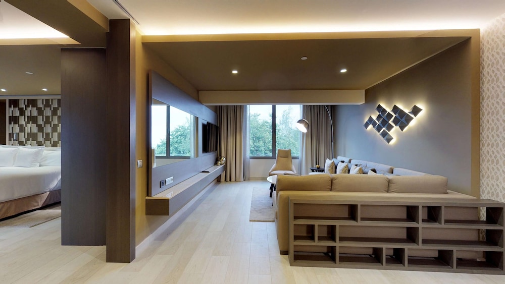 El Embajador, a Royal Hideaway Hotel — Hotel rooms in Santo Domingo, Distrito Nacional