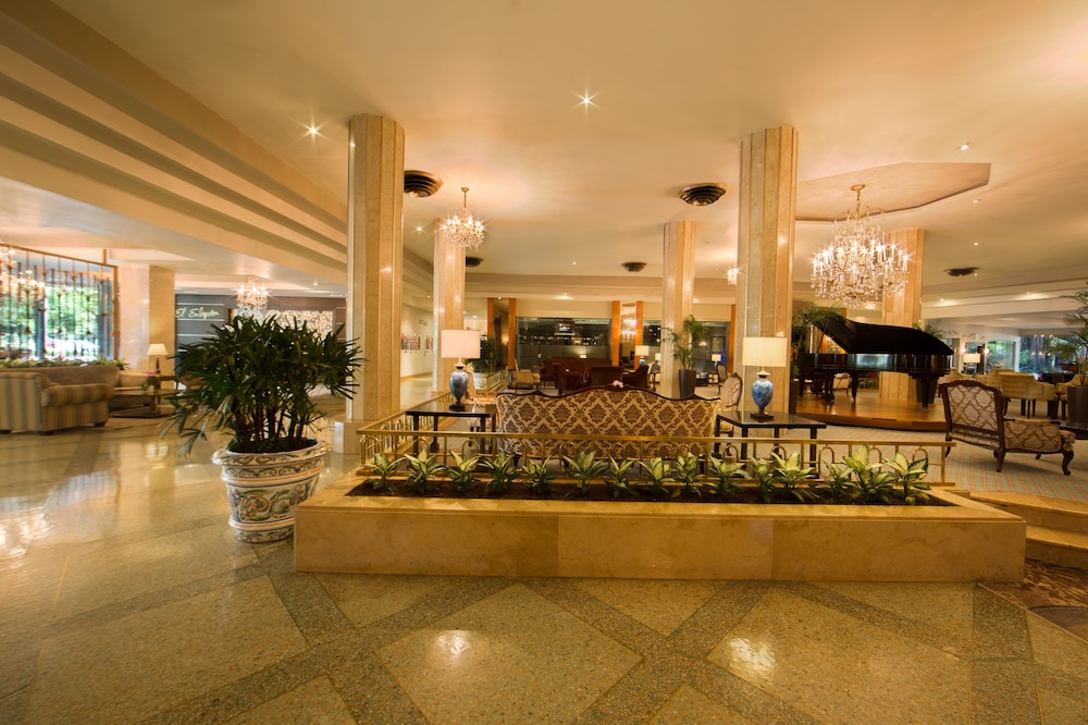 El Embajador, a Royal Hideaway Hotel — Hotel building in Santo Domingo, Distrito Nacional