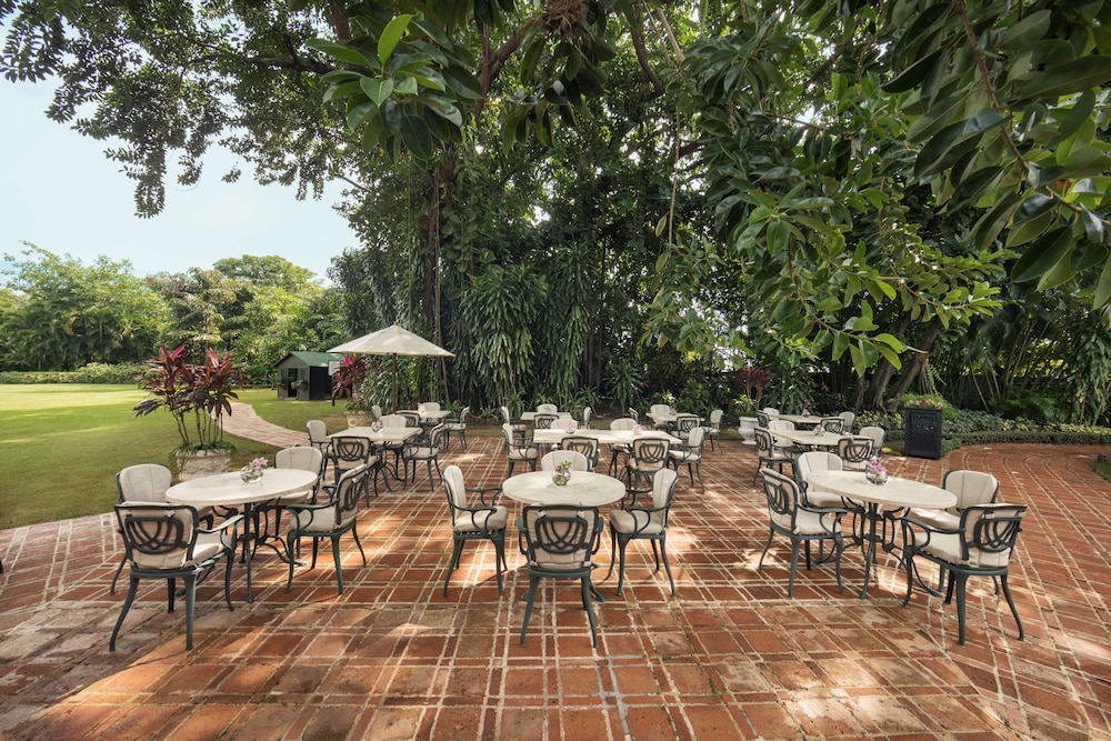 El Embajador, a Royal Hideaway Hotel — Restaurant & bars in Santo Domingo, Distrito Nacional