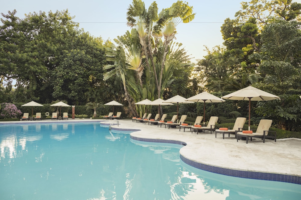 El Embajador, a Royal Hideaway Hotel — Main photo in Santo Domingo, Distrito Nacional