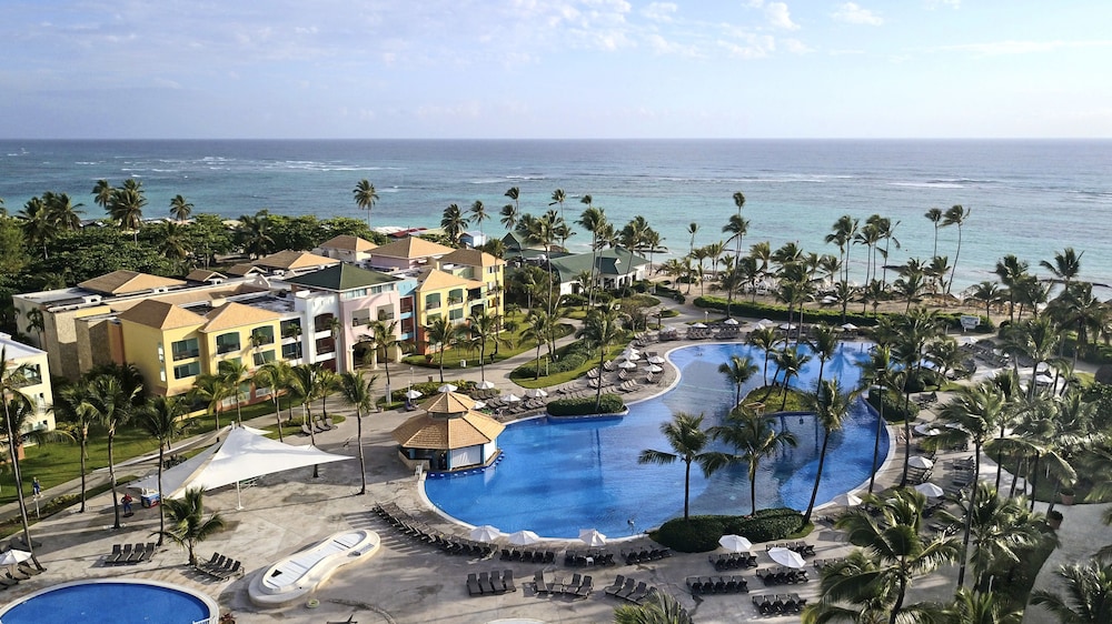 Ocean Blue & Sand Beach Resort - All Inclusive — Swimming pool in Bavaro, La Altagracia