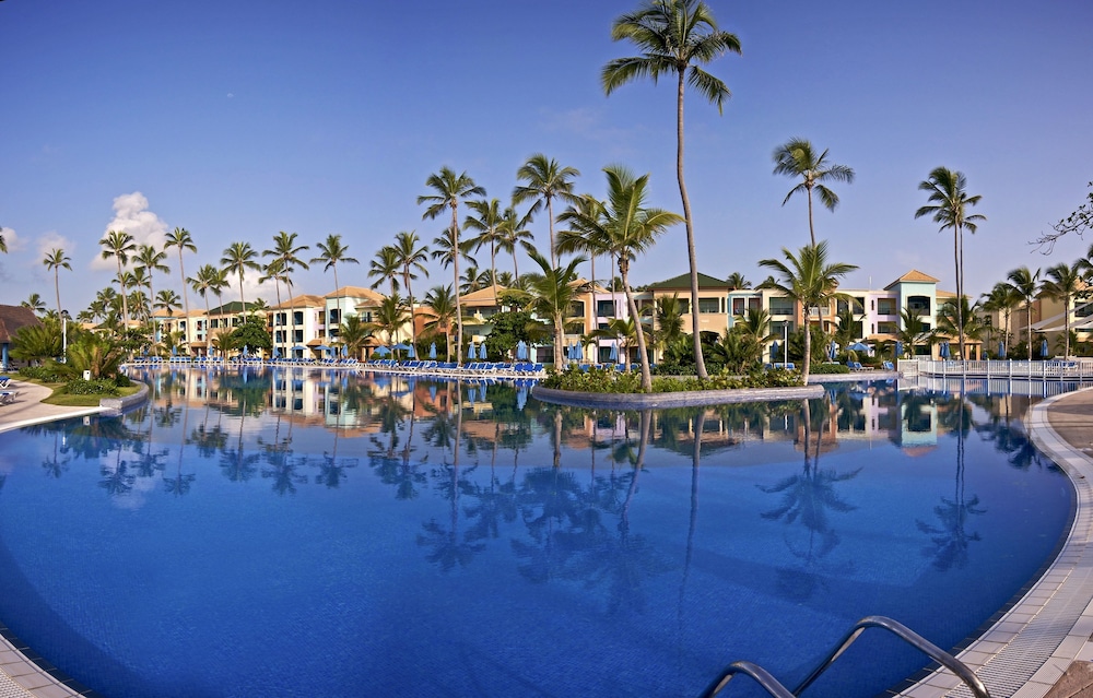 Ocean Blue & Sand Beach Resort - All Inclusive — Swimming pool in Bavaro, La Altagracia