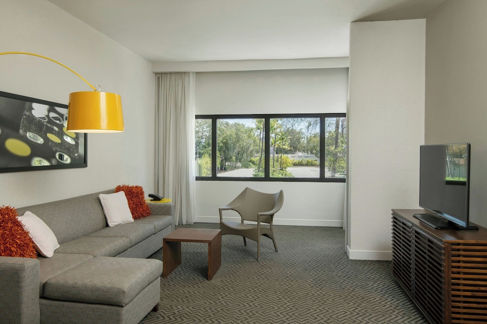 Renaissance Santo Domingo Jaragua Hotel & Casino — Hotel rooms in Santo Domingo, Distrito Nacional