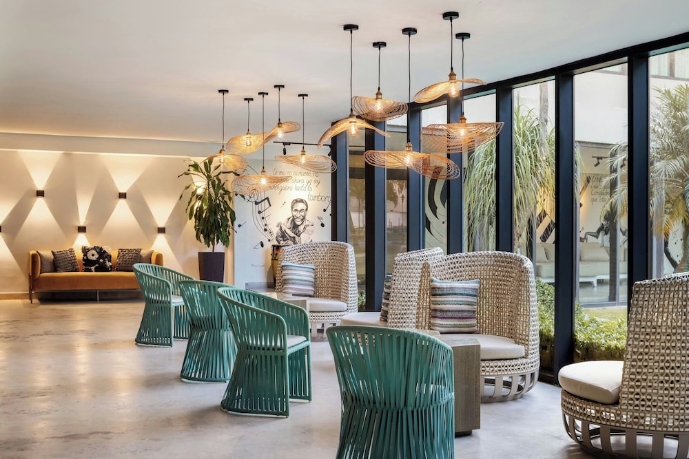 Renaissance Santo Domingo Jaragua Hotel & Casino — Restaurant & bars in Santo Domingo, Distrito Nacional