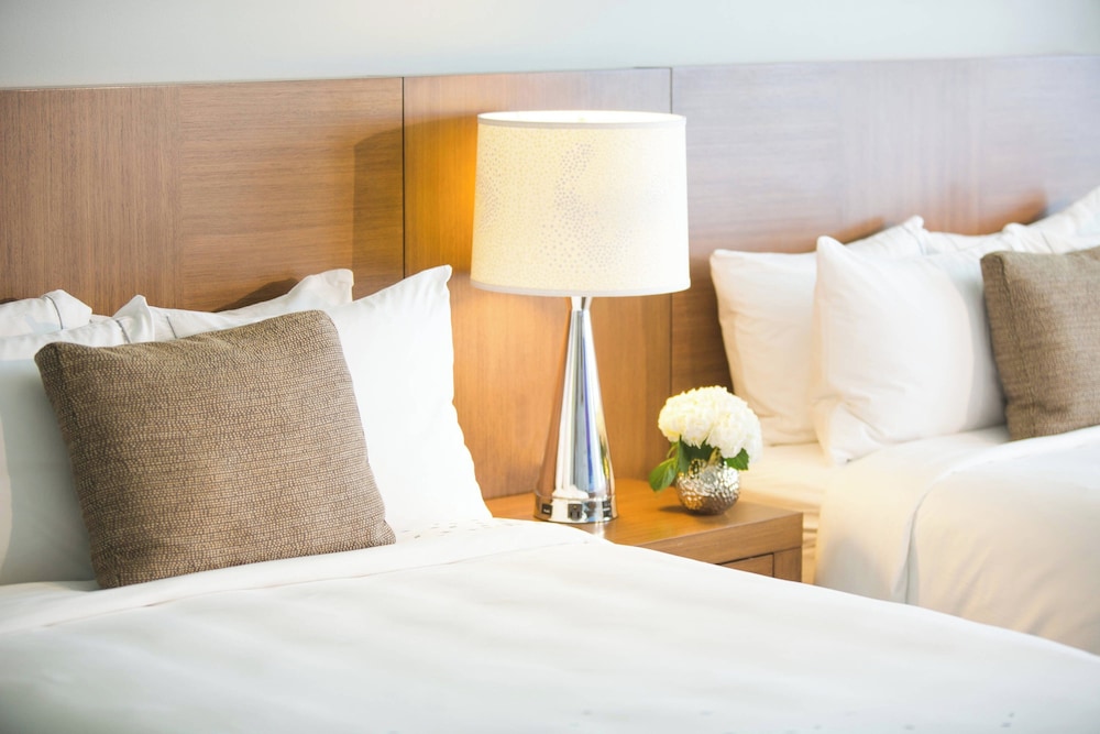 Renaissance Santo Domingo Jaragua Hotel & Casino — Hotel rooms in Santo Domingo, Distrito Nacional