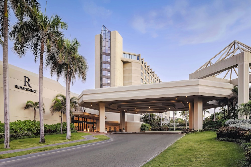 Renaissance Santo Domingo Jaragua Hotel & Casino — Hotel building in Santo Domingo, Distrito Nacional
