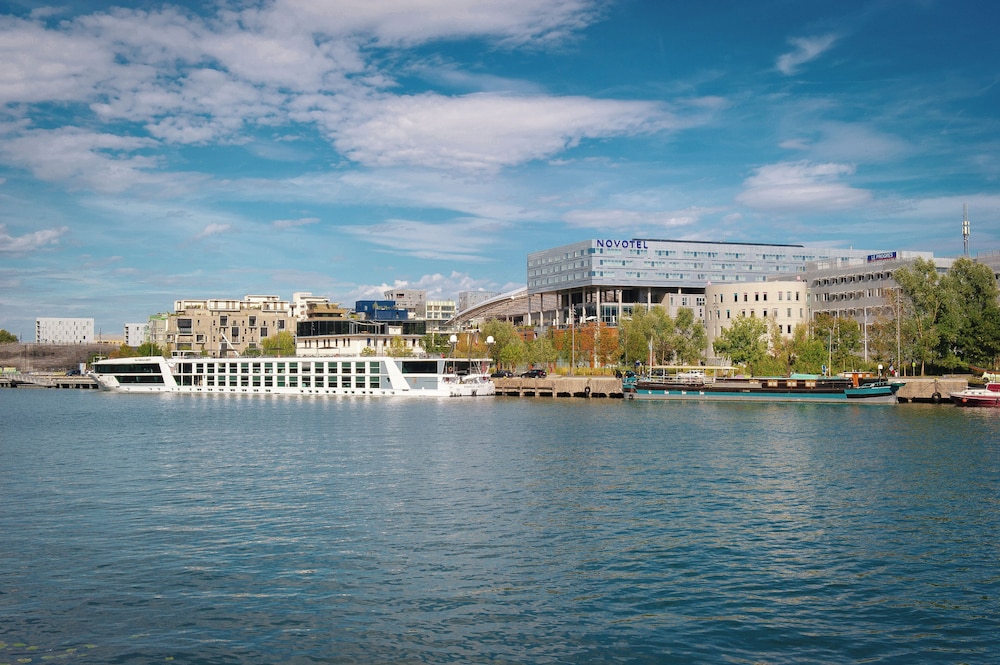 Novotel Lyon Centre Confluence Bord de Saone - zdjęcie 5