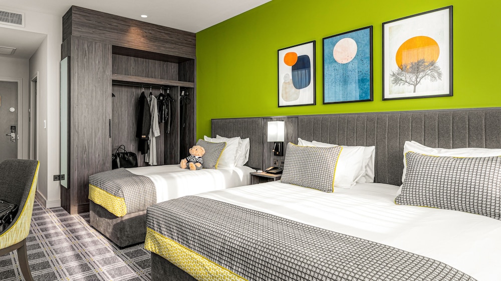 The Plaza Hotel — Hotel rooms in Dublin, Dublin City