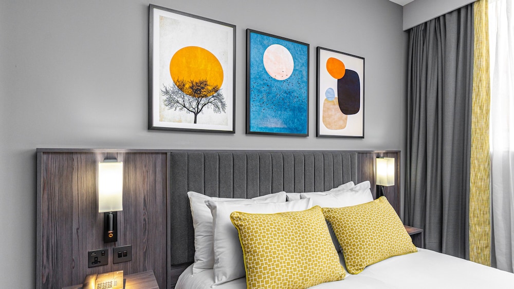 The Plaza Hotel — Hotel rooms in Dublin, Dublin City