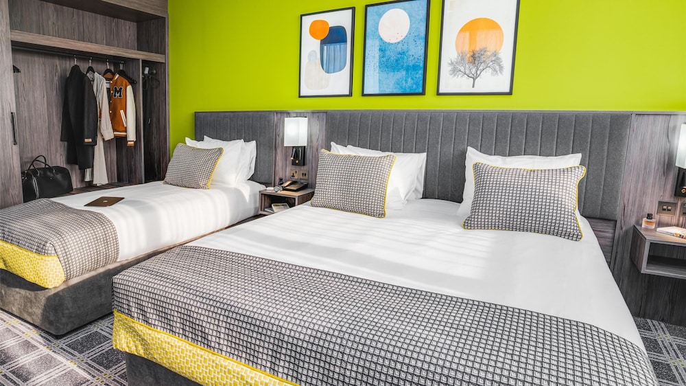 The Plaza Hotel — Hotel rooms in Dublin, Dublin City