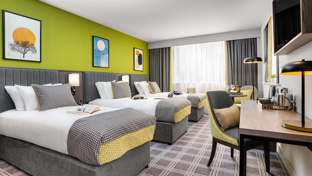 The Plaza Hotel — Hotel rooms in Dublin, Dublin City