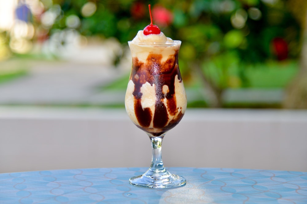 CocoLaPalm Seaside Resort — Restaurant & bars in Negril