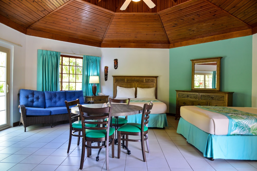 CocoLaPalm Seaside Resort — Hotel rooms in Negril