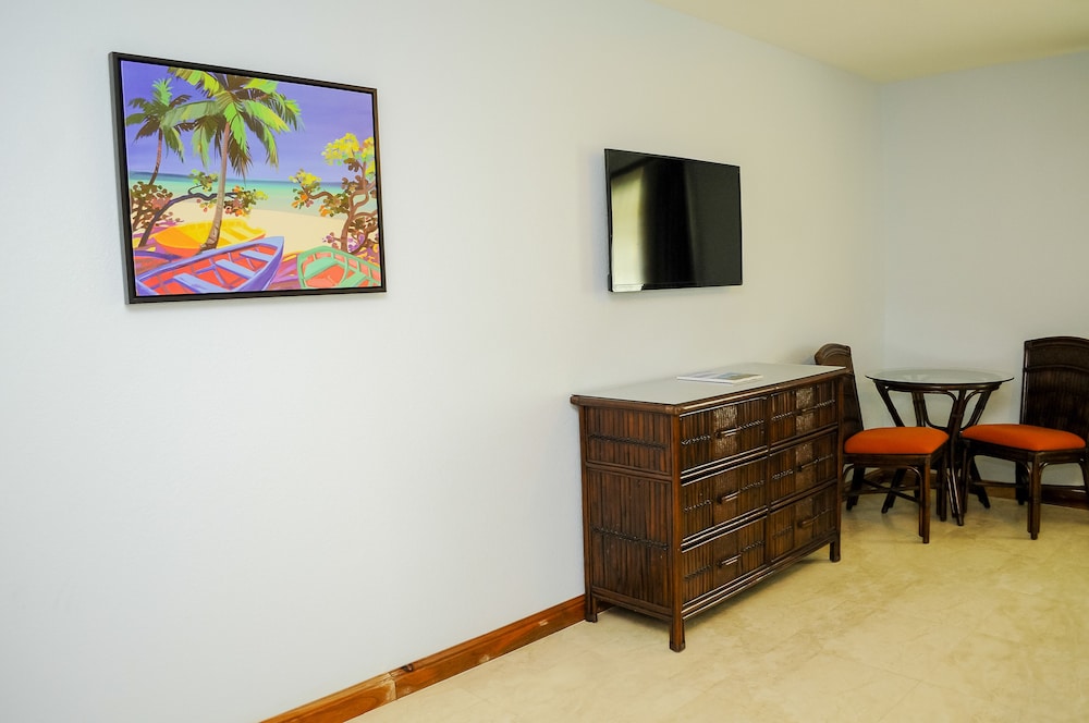 CocoLaPalm Seaside Resort — Hotel rooms in Negril