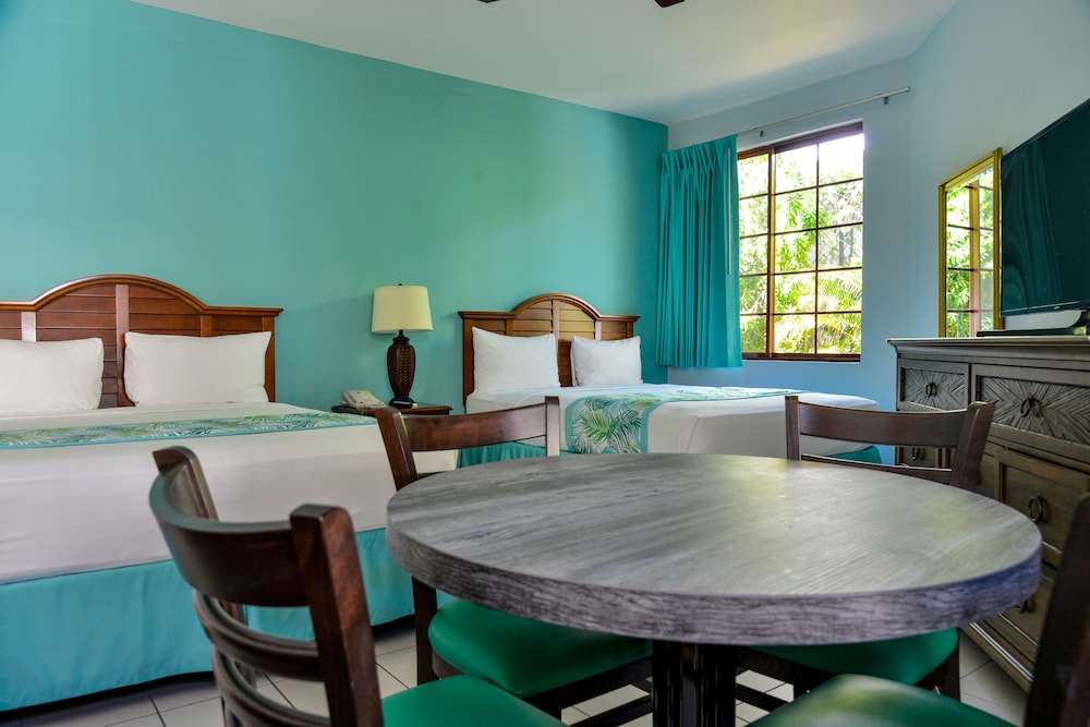 CocoLaPalm Seaside Resort — Hotel rooms in Negril